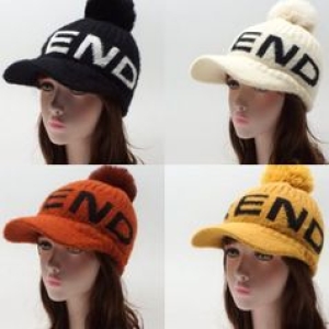 SMC W730E87니트 방울 챙모자S1354트렌 방울