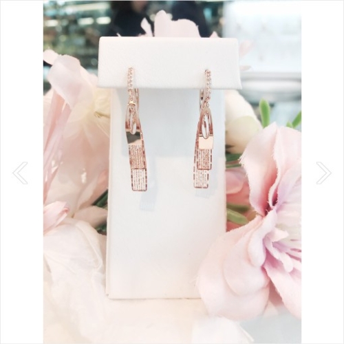 미니골드  14K 로이드 로이드 블루 플라워컷 다이아 DIA 원터치 귀걸이 LEF20001D_EP