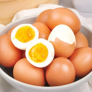 푸르젠  소금간이 쏙 베인 촉촉한 반숙란 30구