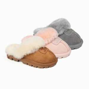 UGG  오즈웨어 어그 천송이 슬리퍼 키즈 사이즈 3컬러