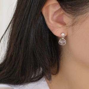 텐바이텐  웨딩 귀찌가능 웨딩 다이아 큐빅 드롭 달랑 귀걸이