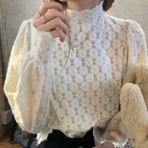 오너클랜 여성 러블리 이너티 반목티 레이어드 레이스블라우스 W9C0483