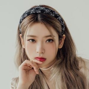 수앤수 롤레타 크로싱 헤어밴드 21HB030