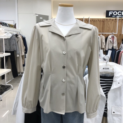 포커스 오픈 카라 뒷 밴딩 스판 블라우스FS2A7BL01450