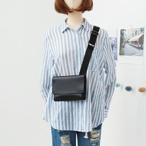 어떤룩에도 잘어울리는 메신저백 플렉 W8575E3