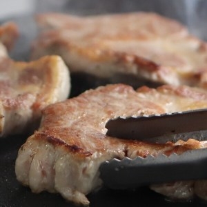 루루축산  팜쿡 왕목살(목전지) 구이용 500g