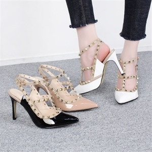 스터드 글래리 스틸레토 애나멜 하이힐 UH-PK7011