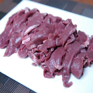 현지푸드  국내산 돼지 생염통슬라이스 500g