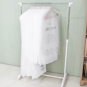 가쯔  화이트 베이직 옷커버 (양복용)