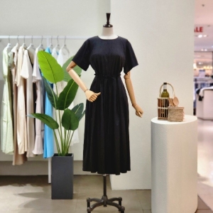 4CUS 포커스 DB_ 스트링 포인트 A라인 롱 피스 22FM2E9OP5791