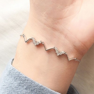 텐바이텐  장신구 지그재그 큐빅 팔찌 925실버도금