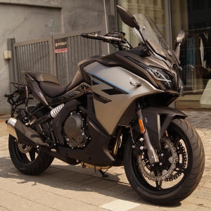 CFMOTO  650GT 미들급 스포츠 투어러 cb500x