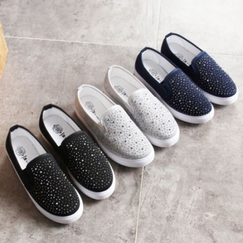 스터드 장식 슬립온  회사원 출퇴근 편한 신발   W5F8017