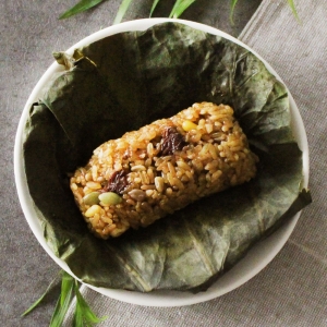 아이홈푸드  지리산 청정담은 연잎약밥 80g