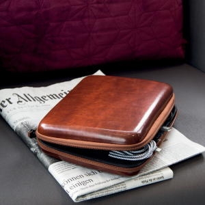 트로이카 BROWN TRAVEL CASE 멀티파우치 브라운 CBO25BR
