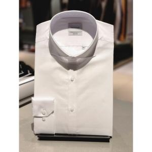 예작 슬림핏 와이드카라 화이트 긴팔셔츠_YJ3SBS151