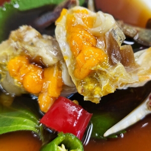 남해바다  밥도둑 삼점 암꽃게장 2kg 8미