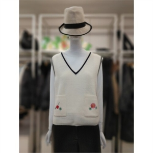 SI 세이브존04 브이넥 자수니트 조끼 SFV159650IV