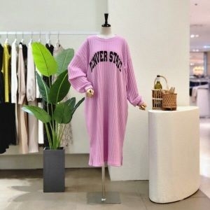 포커스 루즈핏 골지 레터링 롱 원피스 FS3B7OP01496