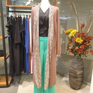 제시뉴욕 숄 카라 파이톤 배색 롱 가디건 JC45NSKG739S