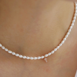 쥬릭스  14k 사각 십자가 밥풀 담수 진주목걸이 JGN0018