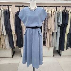 온앤온 허리밴딩 캡소매 원피스 njw3mo426