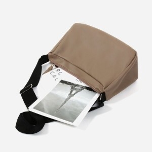 오너클랜 여성 캐주얼 심플 직사각형 대학생 가벼운 크로스백 W8AF92E