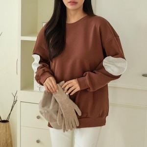 아이우먼 빅사이즈 211 소매둥근패치기모맨투맨 DILK582