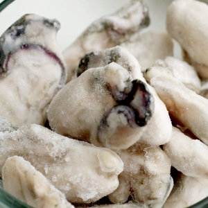 굴키우는남자  산지직송 통영 냉동굴 1kg +냉동매생이1팩 23년제조 사계절내내먹는 굴