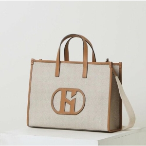 헤지스 여성 베이지 로고장식 라지사이즈 캔버스 토트백_HIBA3E109I2