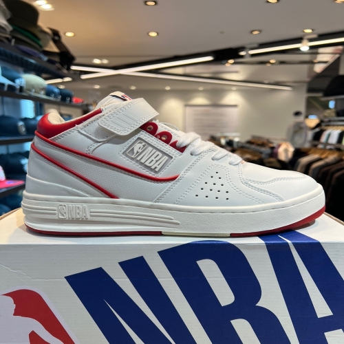 NBA 스타디움 미드 스니커즈 N225AS212P