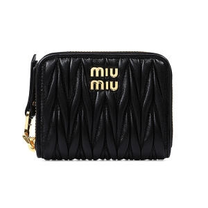 미우미우 마틀라세 지퍼 지갑_5MM268 2FPP F0002