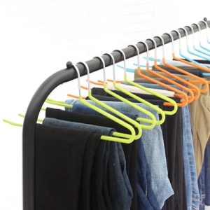 가쯔  파스텔코팅논슬립바지걸이