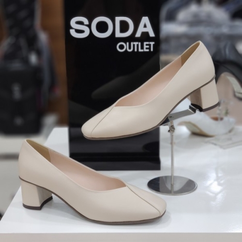 소다 여성 스퀘어 펌프스 5cm FLS128 회색