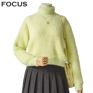 포커스 날개사 목폴라 니트 FW2K7KT0394