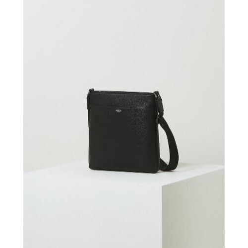 헤지스 남성 블랙 로고배색 가죽 크로스백_HJBA3F892BK