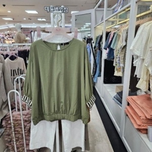 SOOS DP01 미미블라우스 S232NBL851