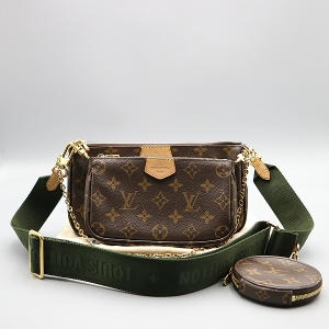 루이비통 멀티 포쉐트 악세수아 크로스백_M44813