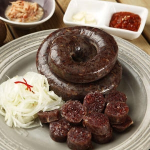 장충동왕족발  장충동 찰순대 1kg