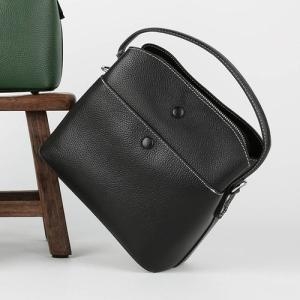 오너클랜 여자 패션 데일리백 고급 블랙 크로스백 W9B7FAE