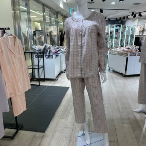 비비안 순면 체크 무늬 여성 파자마 크림 WP8796R 필드 코엑스몰