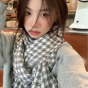 오너클랜 예쁜 머플러 목도리 여친 연말 크리스마스 선물 WB24635