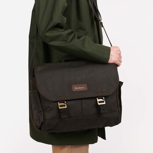 바버 ESSENTIAL WAX MESSENGER BAG 036484 UBA0573 Olive