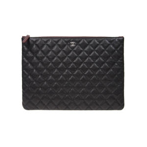 샤넬 클래식 클러치 라지 블랙 퀄팅 캐비어 은장로고 A82552 B01480 C3906