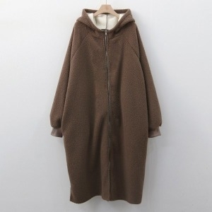 아이우먼 윈터부클후드롱점퍼 GRK590M212 빅사이즈 사이즈에서 자유로운 그녀