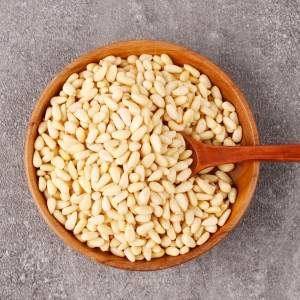 백송식품  고소하고 담백한 최상급 수입잣 500g 햇잣 깐잣