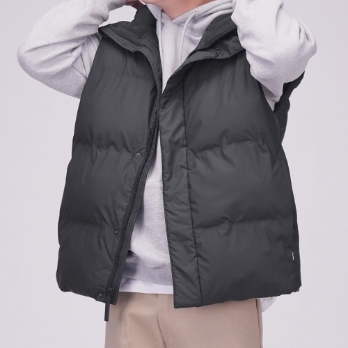 DKNY 남성 하이넥 패딩 조끼