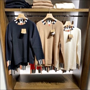 버버리 아울렛 여성 EYRE 체크 넥카라 울 케시미어 니트 3컬러 80732111