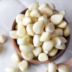 친환경팔도 산지직송 황토밭 남도 깐마늘 중 1kg