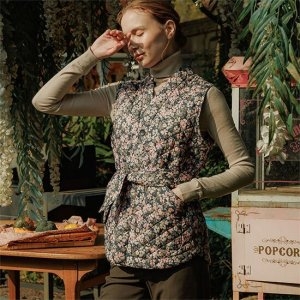 라페어 엘레강스 플라워 벨티드 퀼팅 베스트 LWKKAVT0259-SF